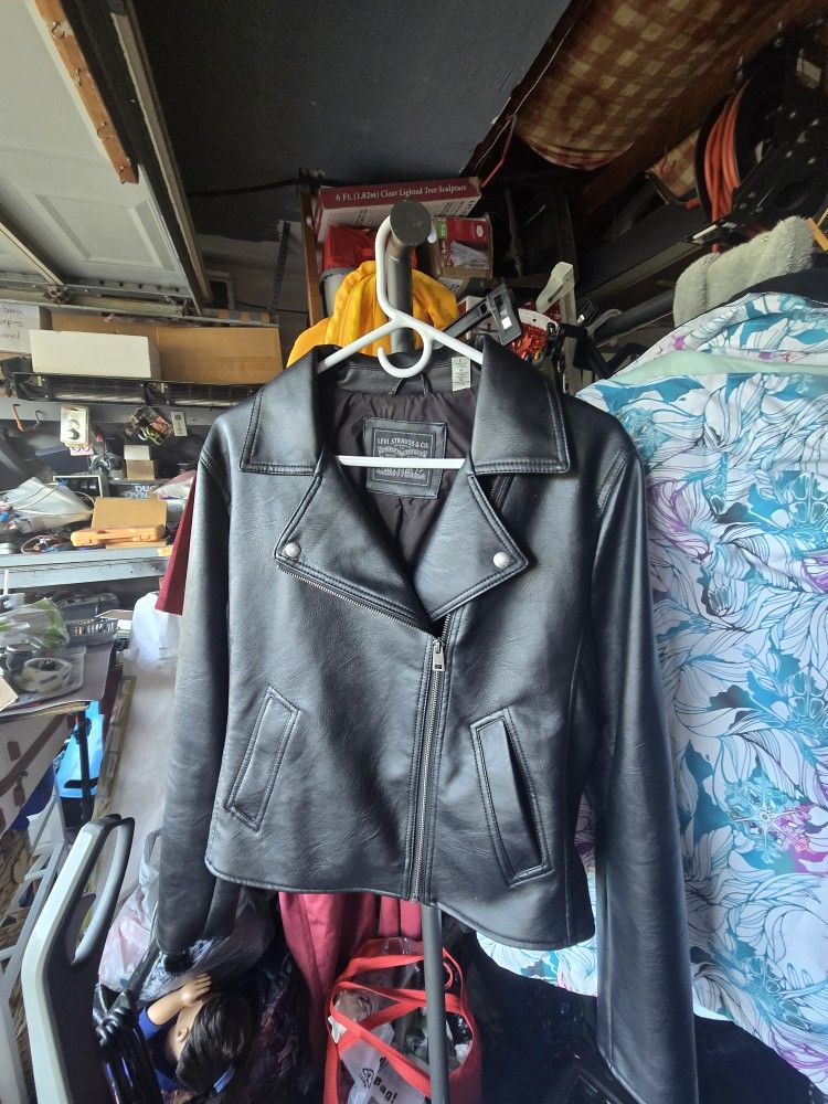 Women's Essential Faux Leather Moto Jacket