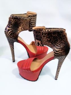 Red animal print platform heels New Sz 7.5