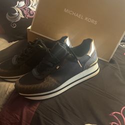 Michael Kors Women’s Sneaker
