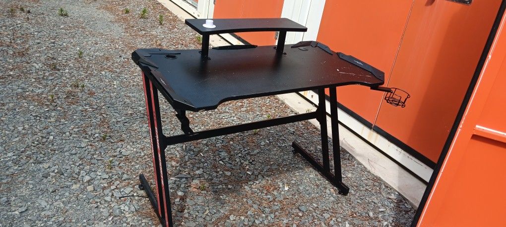 Gaming Desk 