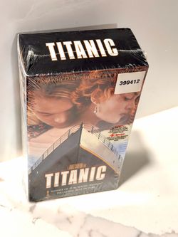 Titanic VHS 2-Tape Set 1998 THX Widescreen Factory Sealed Leonardo DiCaprio
