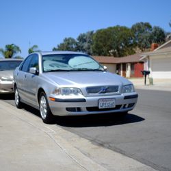 2001 Volvo S40