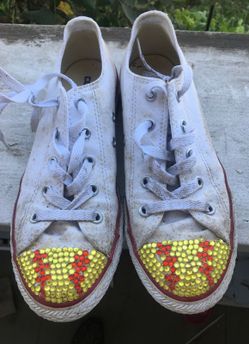 Girls converse