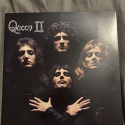 Queen 2 record