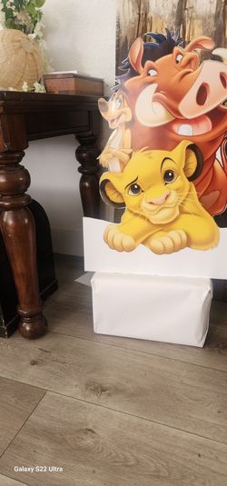 Lion king photo prop
