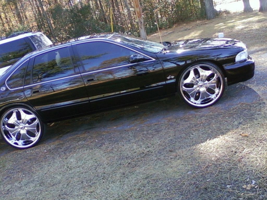 chevy impala ss 96 clean title and great
