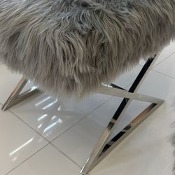 Faux fur Stools