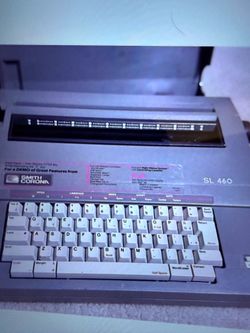Smith Corona SL 460 electric typewriter