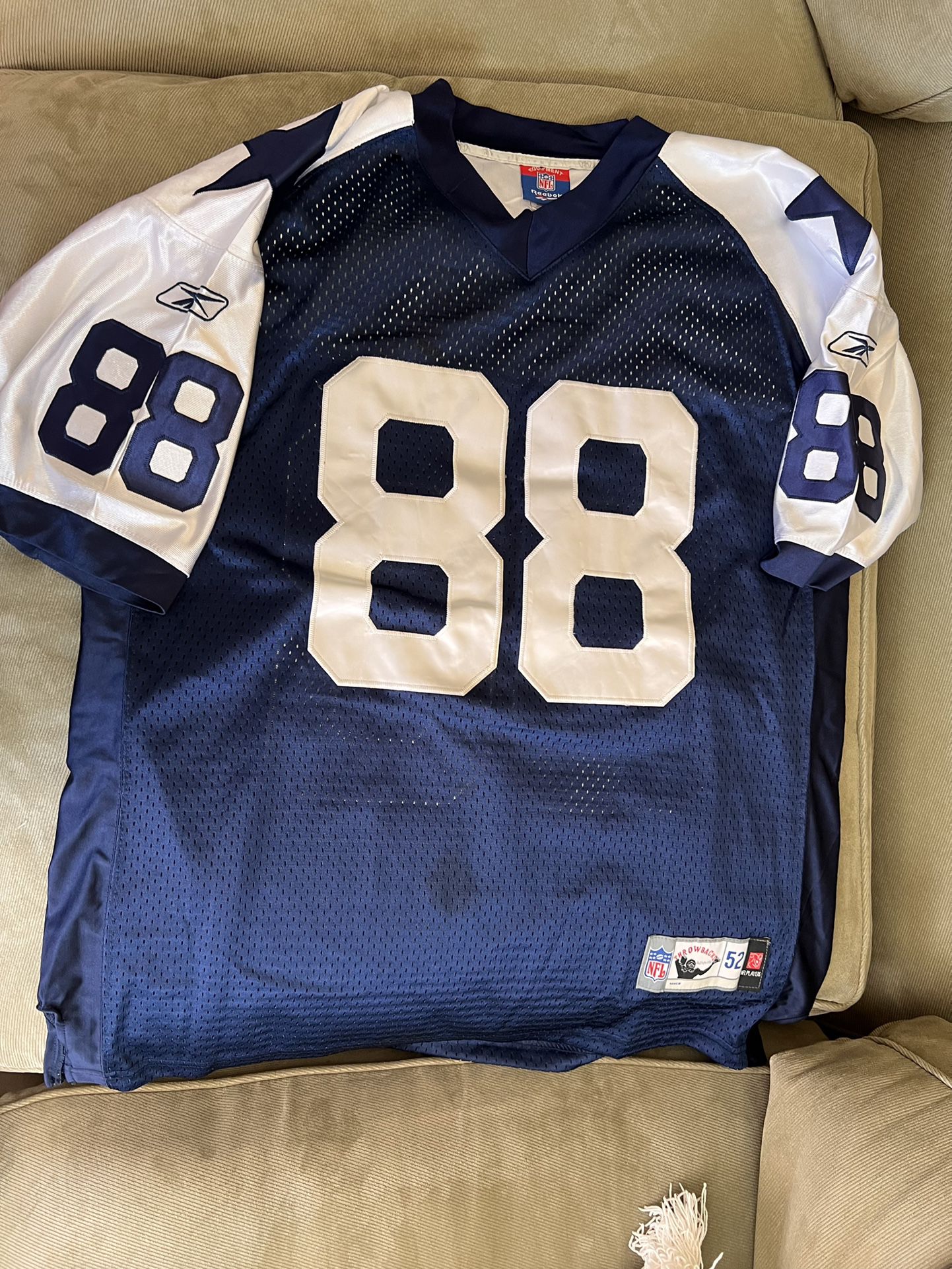 Authentic Reebok Dez Bryant Dallas Cowboys Jersey Size 52 for Sale in San  Fernando, CA - OfferUp