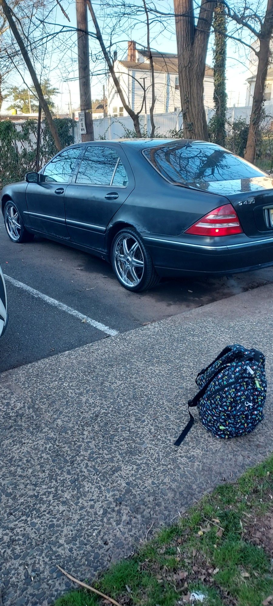 2001 MERCEDES BENZ S430. Selling for Parts. 