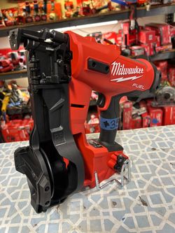 Milwaukee m18 cordless Roofing Nailer