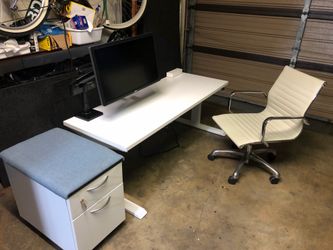 Steelcase electric desk