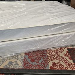 Brand New Full Size Mattress & Boxspring ENGLANDER BRAND ONLY $180 Delivery Available