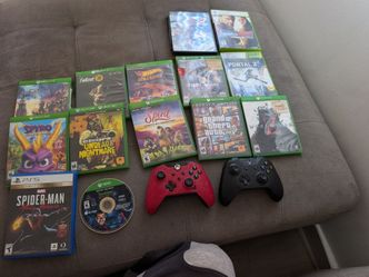 Xbox one games + extras games + 2 - Xbox one controllers  (( SOLD AS. A BUNDLE))