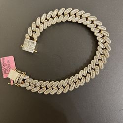 10k Diamond Cuban Bracelet