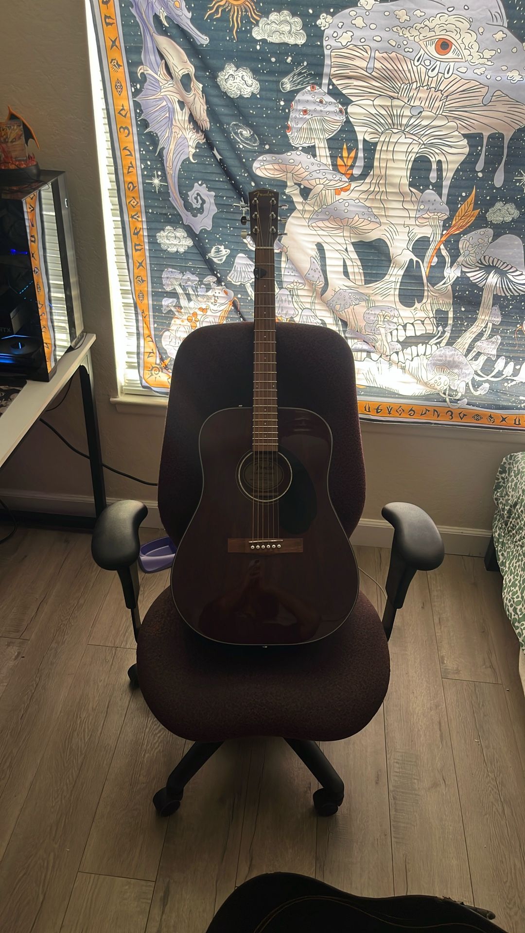 Fender CD-60S Mahogany Acoustic Guitar With Vintage Case