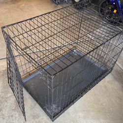 Dog crate 22X36X24 $40 Gilbert and Ray rd. Check all pics and offers.