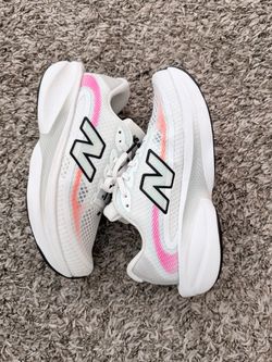 New Balance Ellipse women’s 6.5