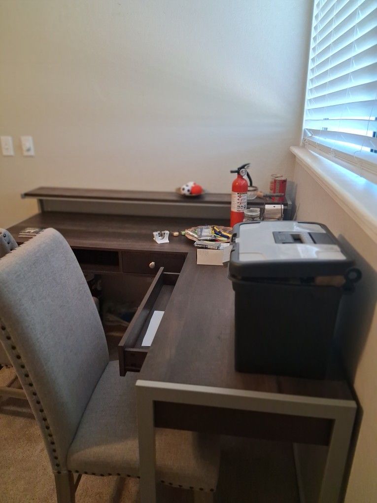 Desk Office L Shape/ Free Printer And Chair