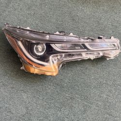 2021 Toyota Corolla Passenger Headlight 