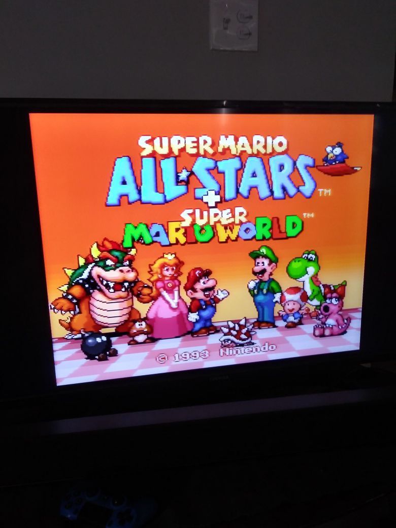 Original Super Nintendo w/ 2 Games