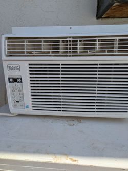 Window air conditioner