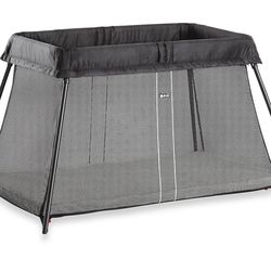 Baby Bjorn Travel Crib