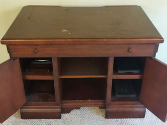 *** FREE *** 5pc Desk