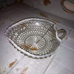 Beautiful Vintage Dish 