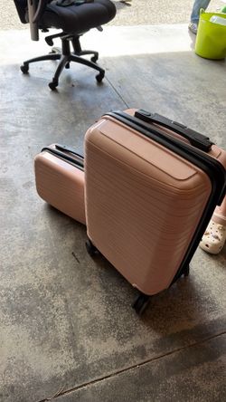 2-Piece Carry-On Luggage Set – Like New – $55