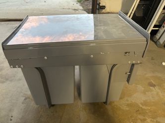 Pull-Out Cabinet Trash Can Dual Bin