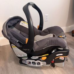 Chicco key Fit 30 Car Seat