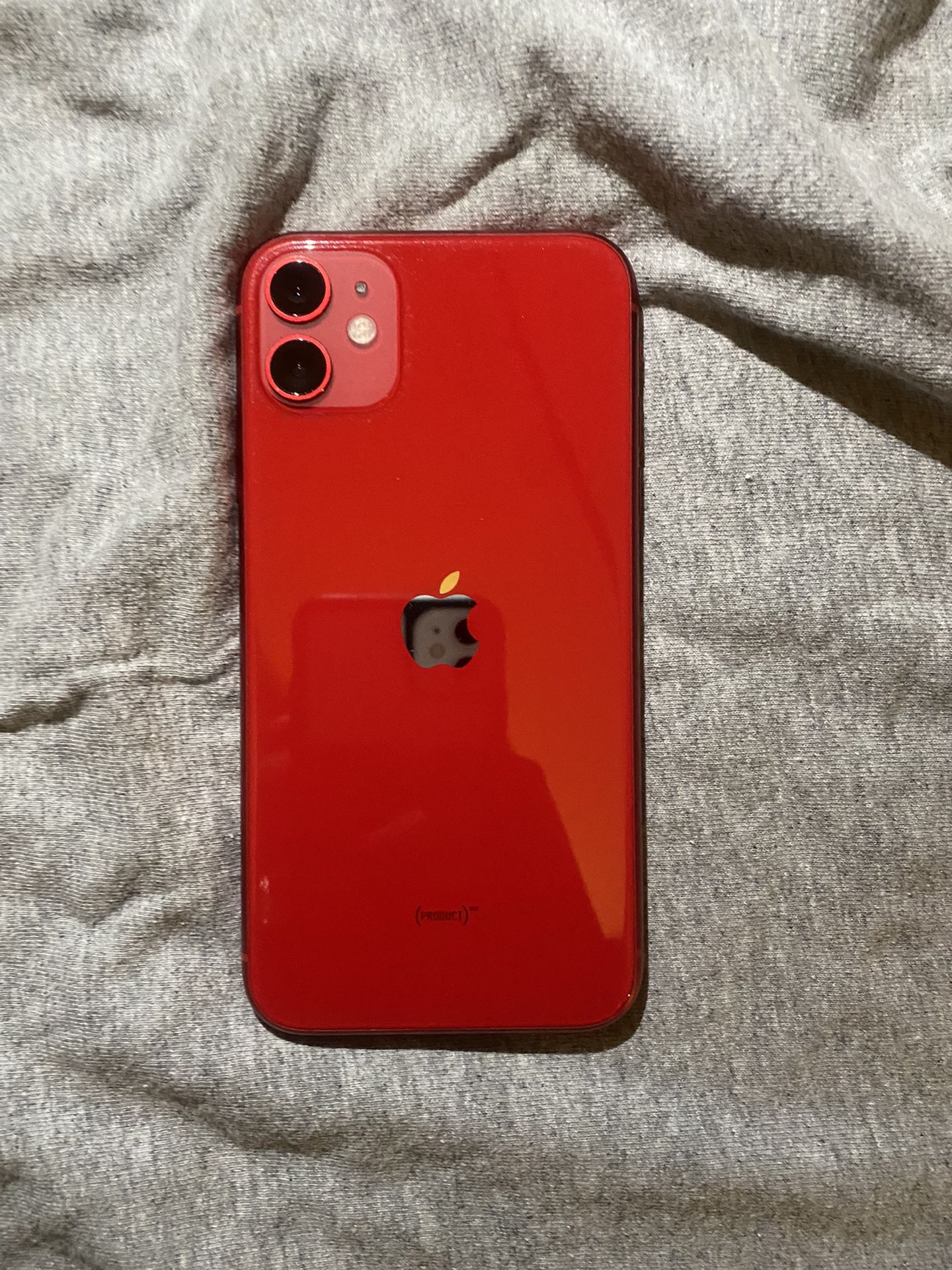 red iPhone 11 || 64gb || UNLOCKED