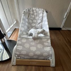 Evolur Baby Bouncer Used 