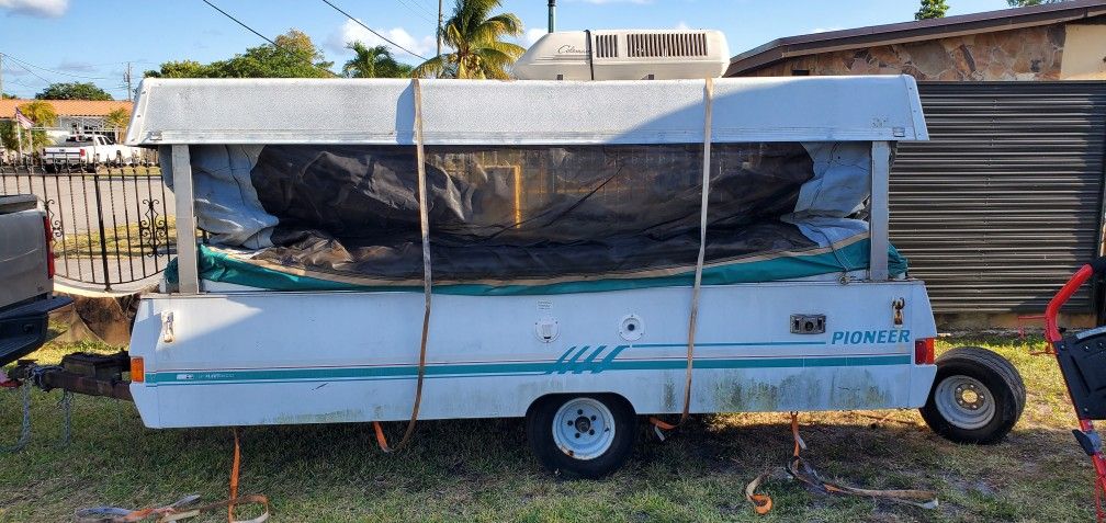 Pop Up Camper