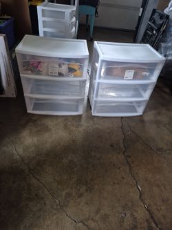 Two 3 drawers units  H.24.5in. W.21.75 D15.25