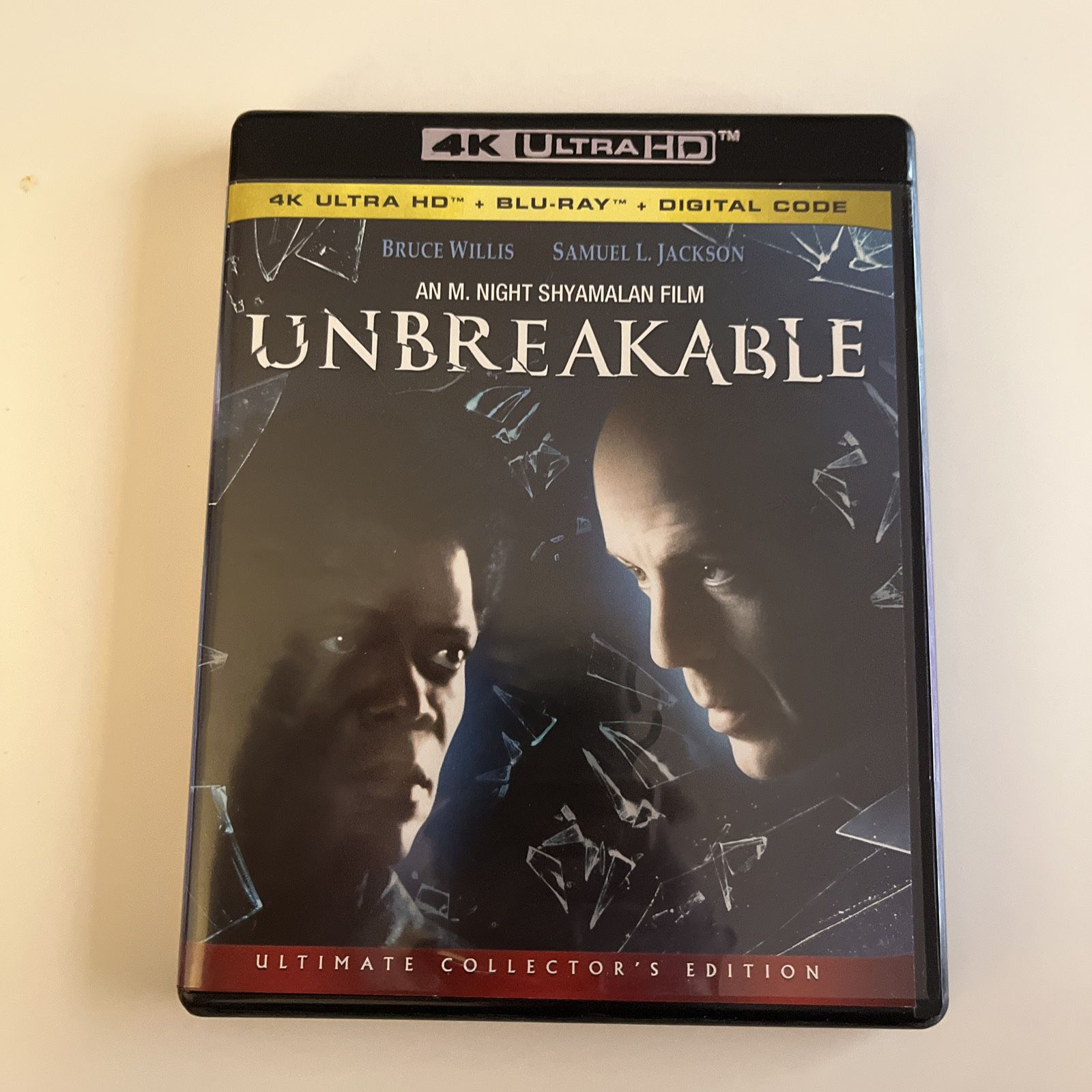 Unbreakable (Ultra HD, 2000) No Digital Discs Unused