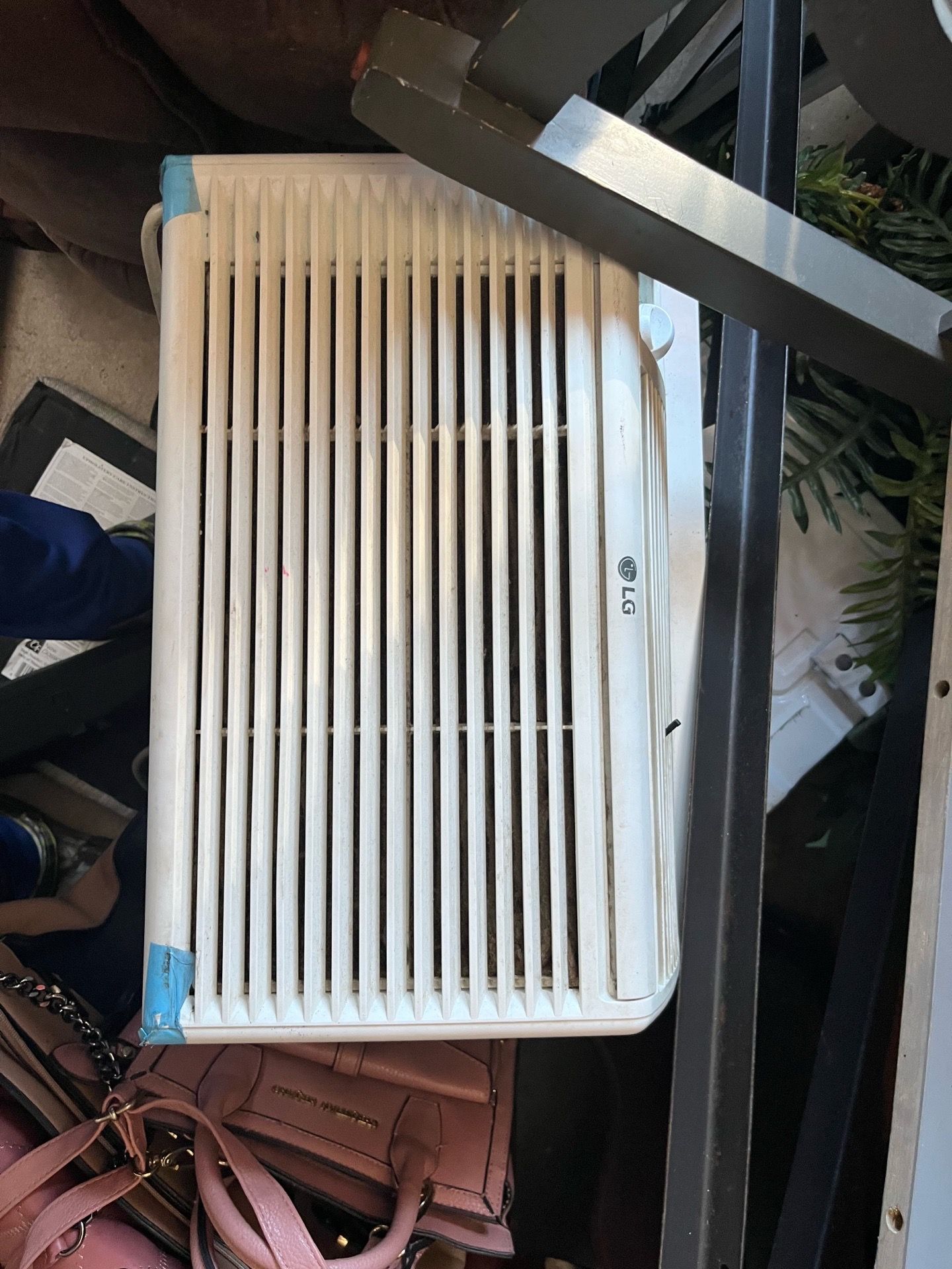 Lg air conditioner