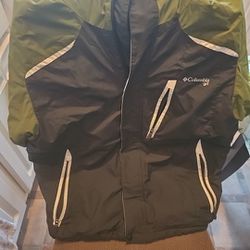 Columbia GRT Size M Mens Green/Gray Zip Hooded Insulated Puffer Jacket 7Y513