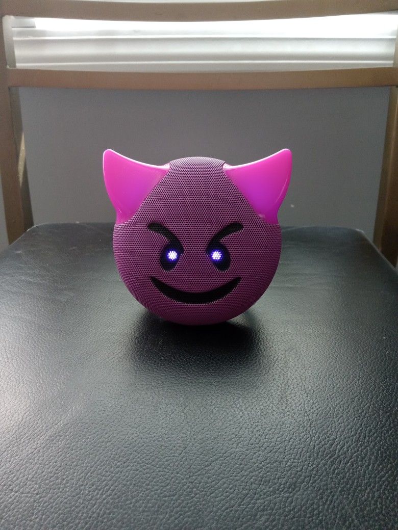Devil Emoj Bluetooth Speaker