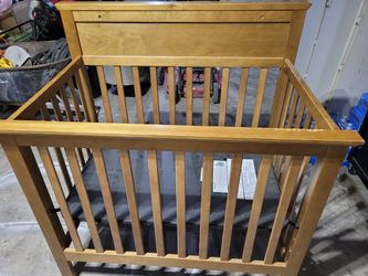 Mini Crib 