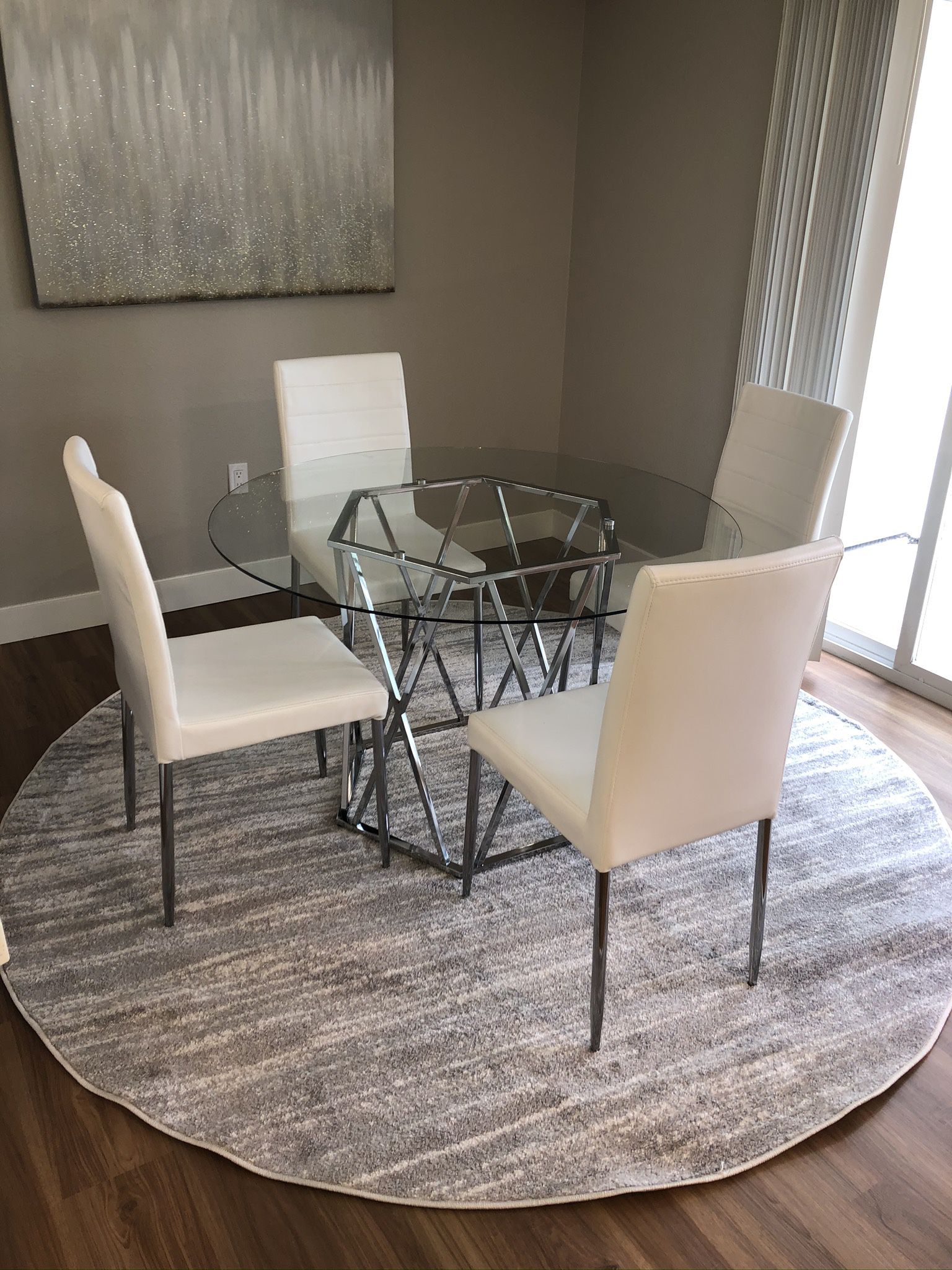 Round Glass Dining Room Table 