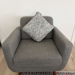 Grey Russet armchair - Wide Size - Almost New, 