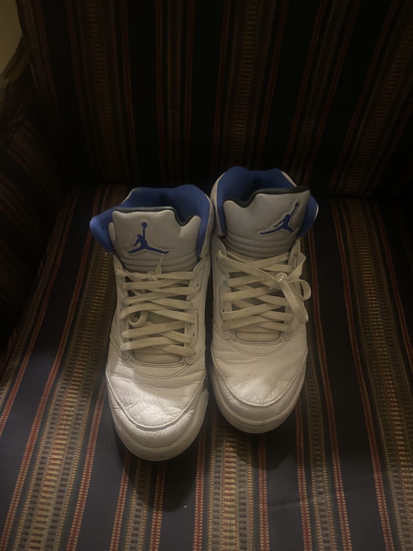 Air Jordan 5 Stealth