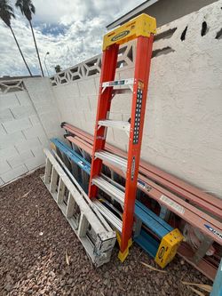 Werner Fiberglass Step Ladder