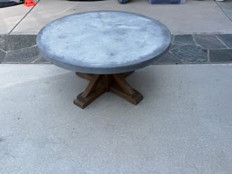 Title: 36” Round Concrete Outdoor Patio Table
