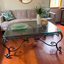 Beautiful Ashley Glass coffee Table.