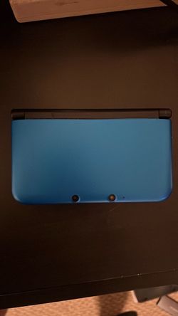 Blue Nintendo 3DS XL (Stylus Included)