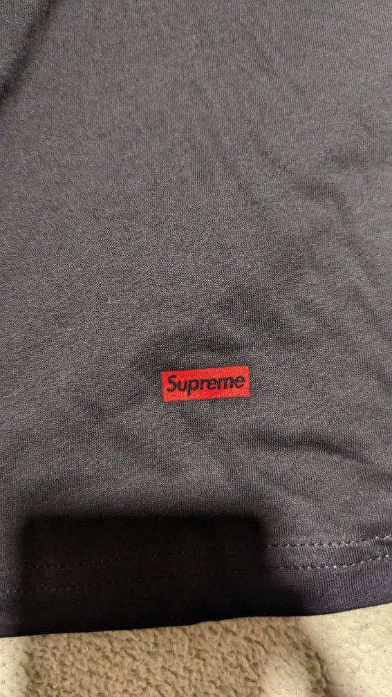 Supreme Tees Black Hanes