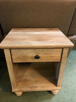 End table